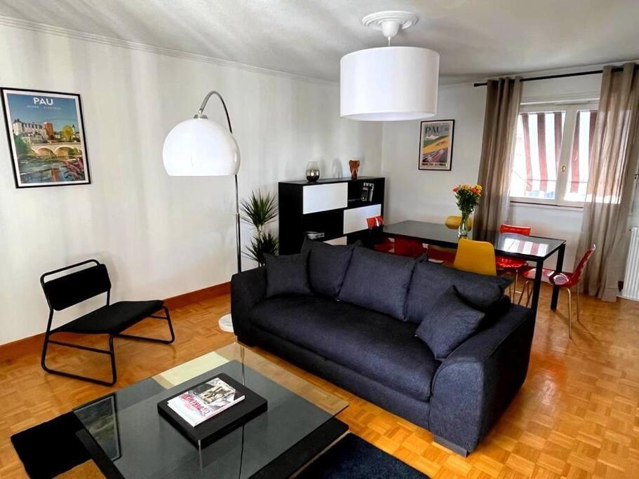 Apartamento Pau Centre Vue Sur Les Pyrenees Pour 2 Nuits Au Minimum Exterior foto
